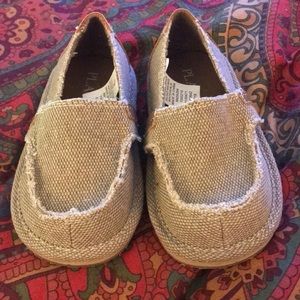 Toddler Shoes Size 6. New without Tags